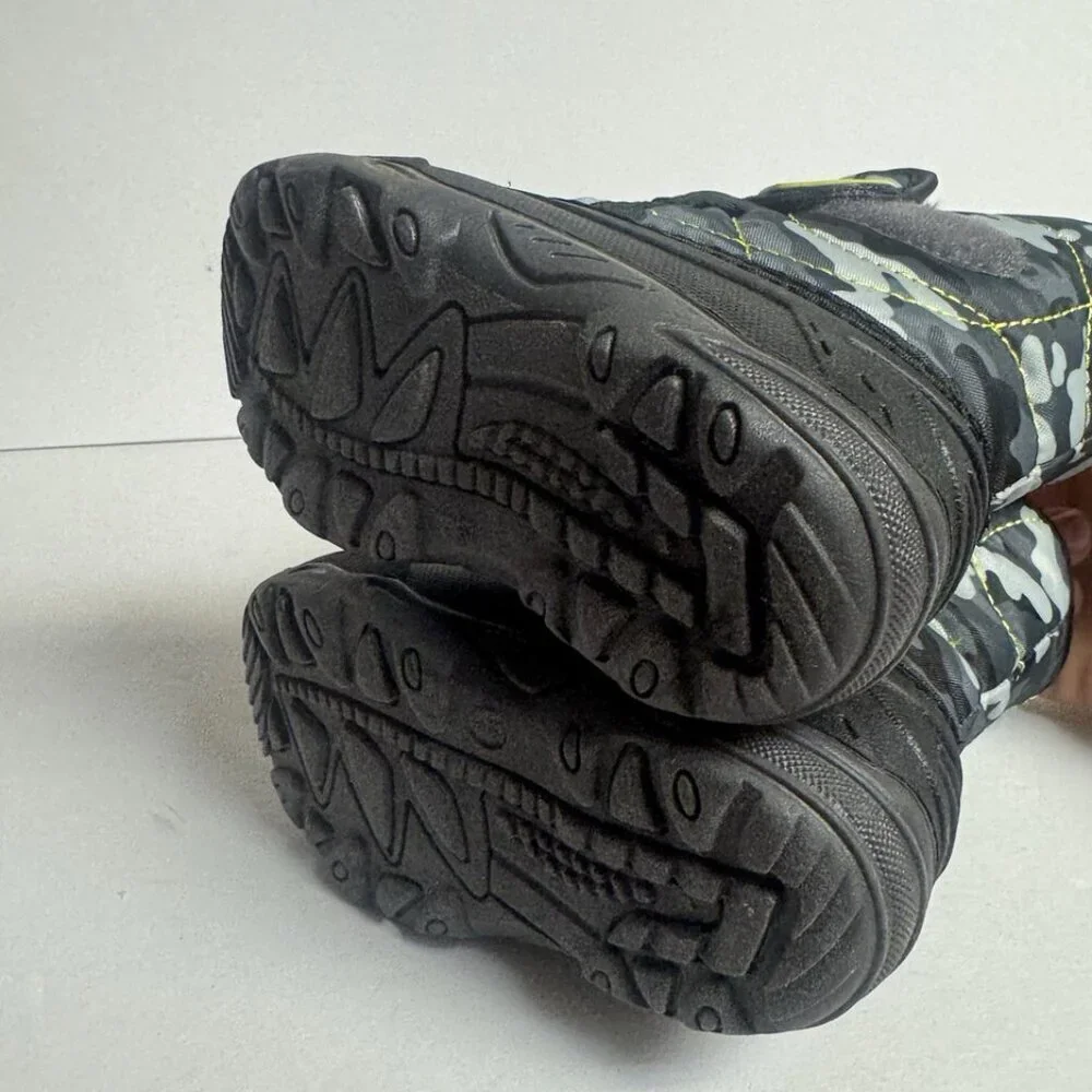 Kamik Snowbug Waterproof Boot Size 6 M Toddler